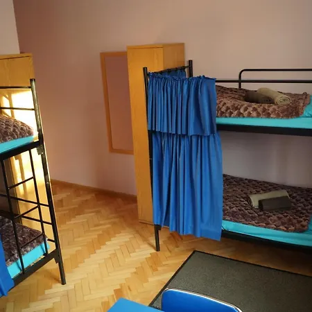Schoolhouse * Vratislav